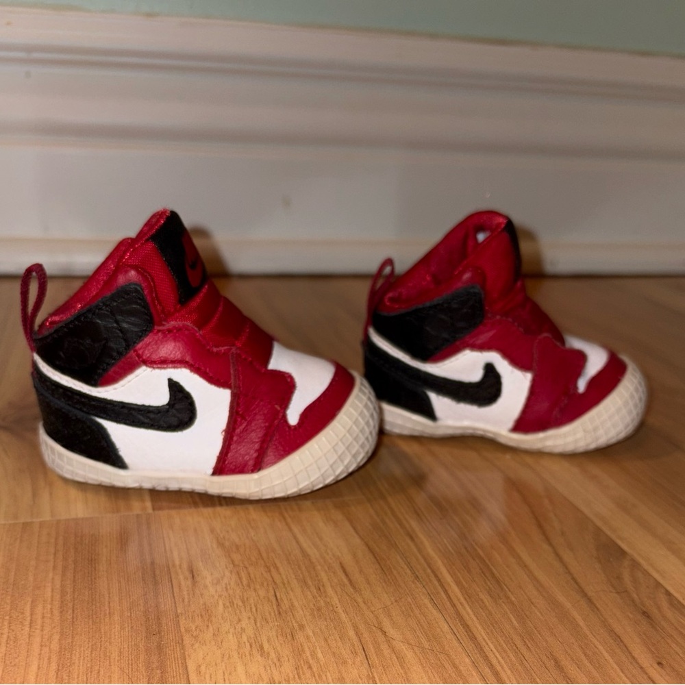 Jordan 1 Crib Bootie Red and White Sneakers for Baby